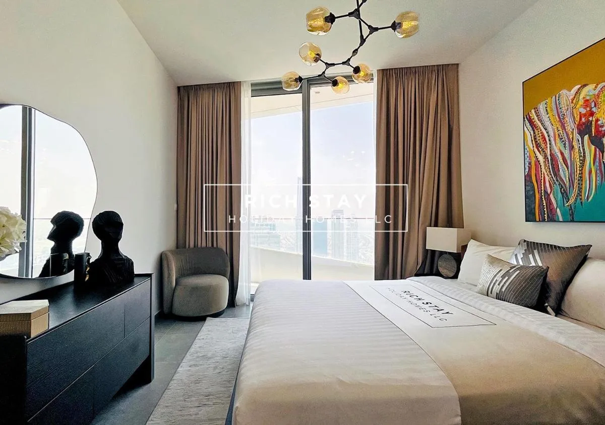 Image 1 of Lush 1BR in Stella Maris, Marina, City View