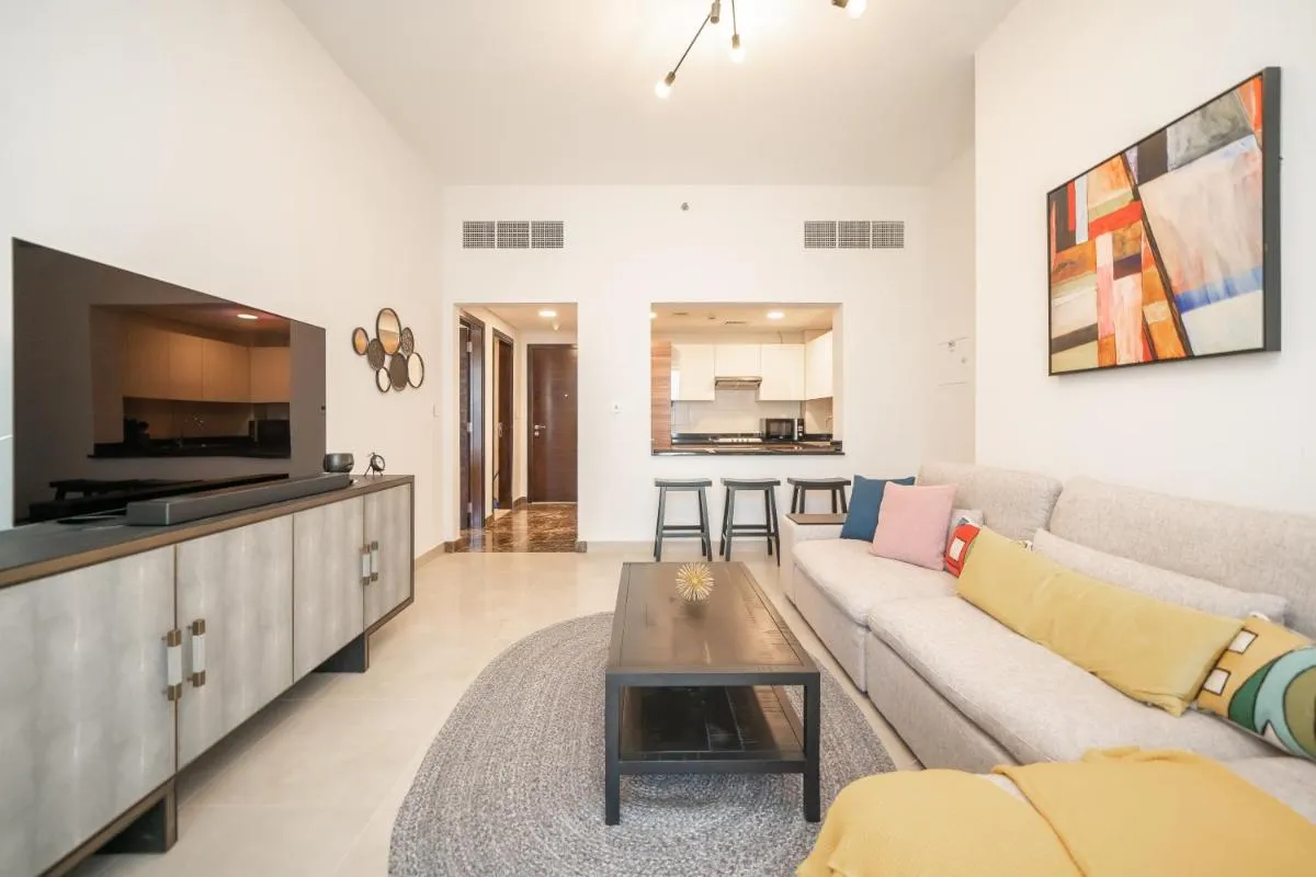 Image 4 of Luton Vacation Homes – Sparkle Towers, Dubai Marina 20AB 7
