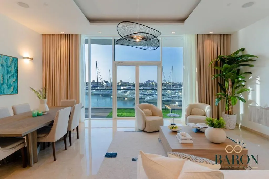 Image of Luxe Waterfront Oasis the Palm