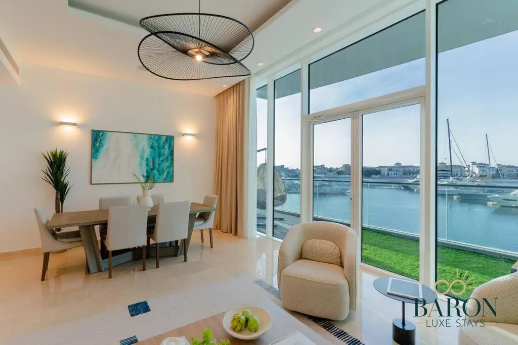Image 3 of Luxe Waterfront Oasis the Palm