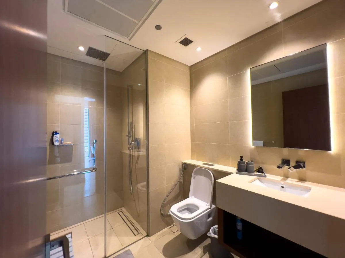 Image 2 of Luxurious 2 Bed Holiday Home in Marina Gate