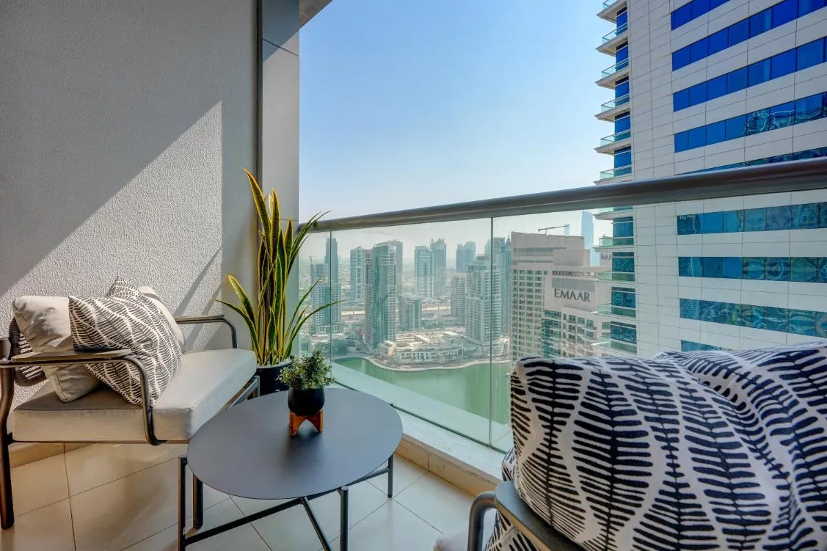 Image 6 of Luxurious 4-Bedroom Penthouse with Spectacular Views