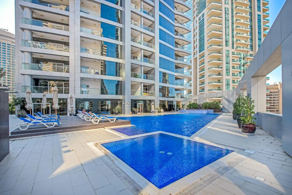 Image 3 of Luxurious 4-Bedroom Penthouse with Spectacular Views