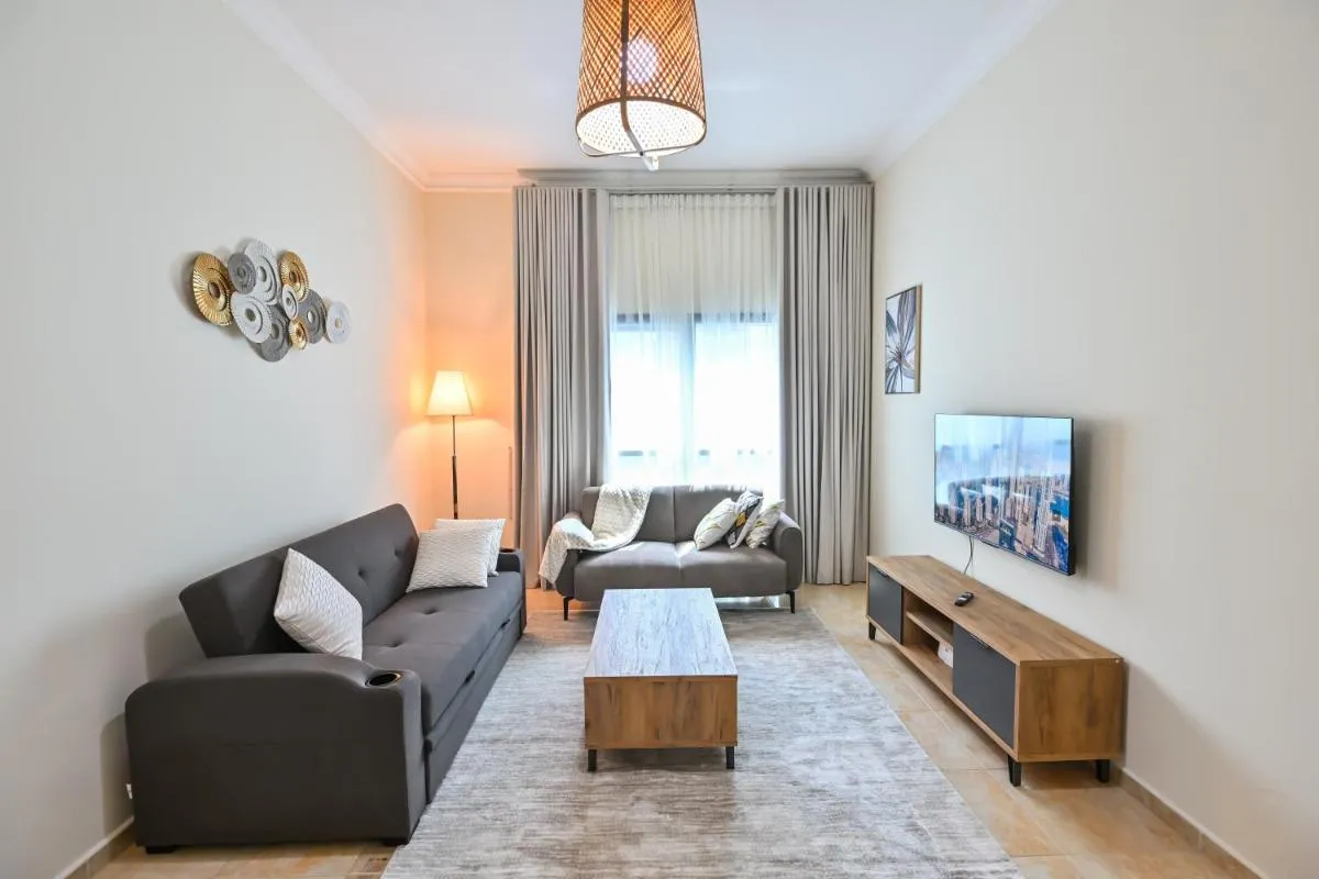 Image 5 of Luxury 1-Bedroom Apartment Dubai Marina Near Metro