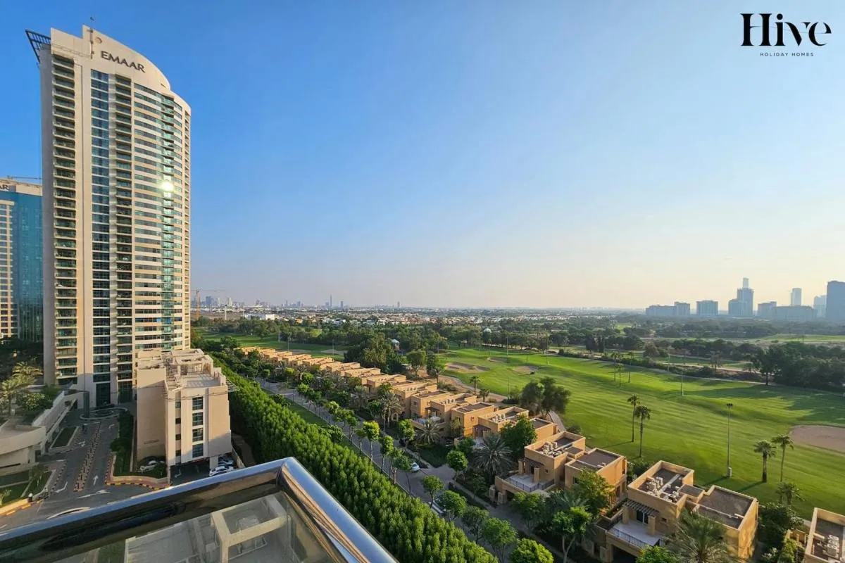 Image 5 of Luxury 3 Bedroom Apt with Golf Course Views