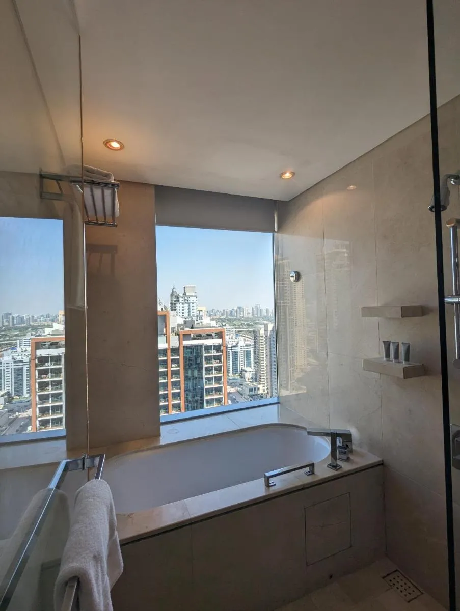 Image 3 of Luxury Address Res Dubai Marina 1BR c Frank&Frank