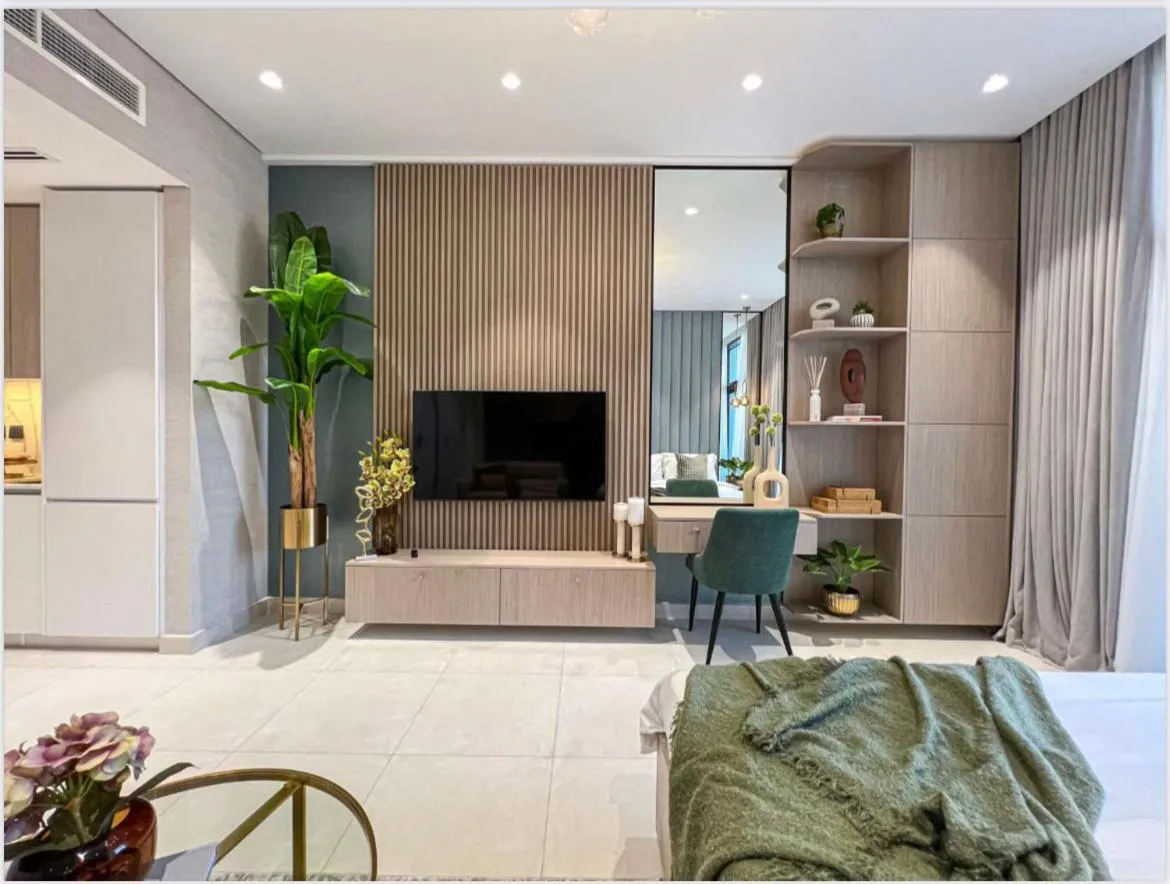 Image 1 of Luxury New Studio with Pool & Gym Access, 5 min from Gardens Metro