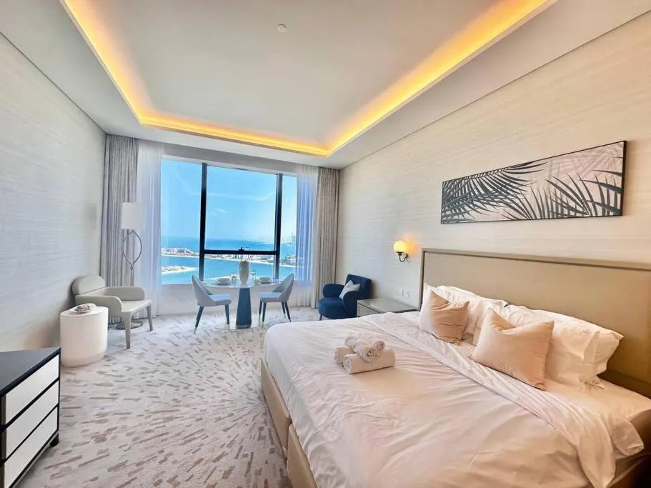 Image 1 of Luxury Studio in High Floor Full Sea View in The Palm Tower Plam Jumeirah