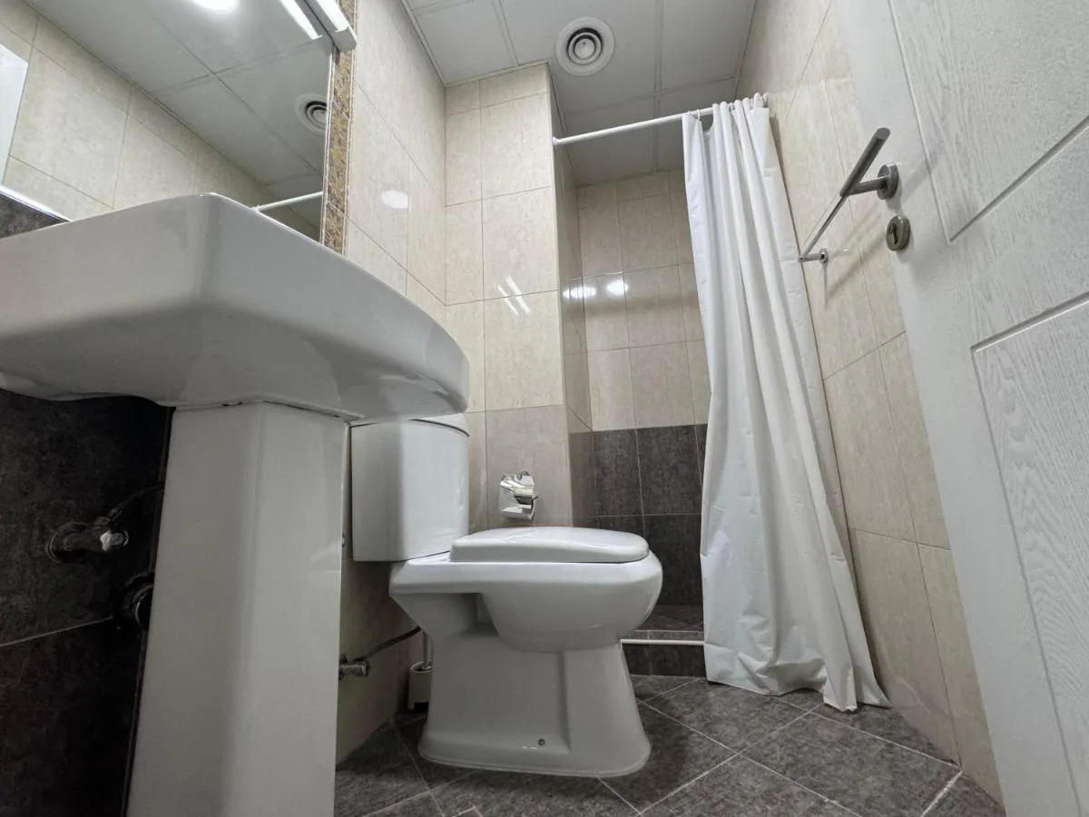 Image 2 of Luxury apartment 3 beds Marina view
