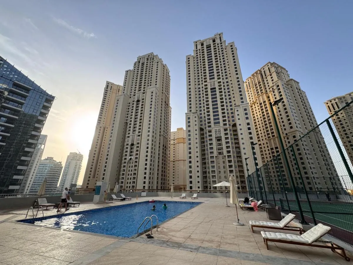 Image 3 of Luxury apartment 3 beds Marina view