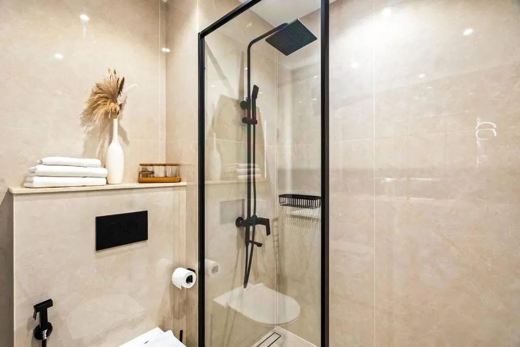 Image 6 of Luxury apartment at Discovery