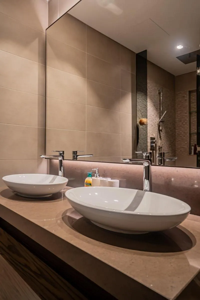 Image 4 of Luxury high-floor studio apartment in Dubai Marina