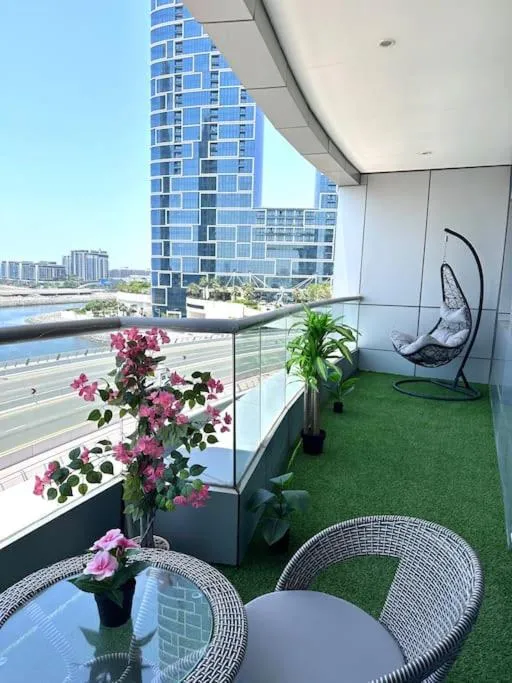 Image 6 of Luxury sea-view apartment