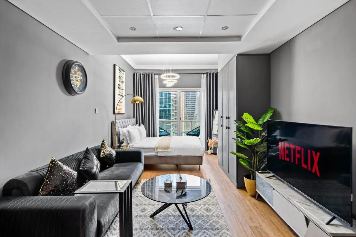 Image 4 of Luxury studio at JLT near metro