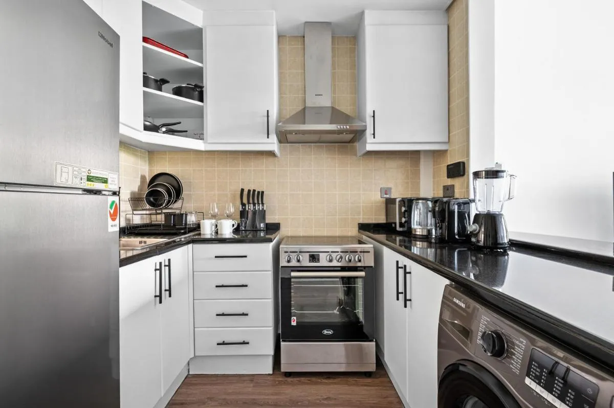 Image 3 of Luxury studio in Discovery Gardens near metro