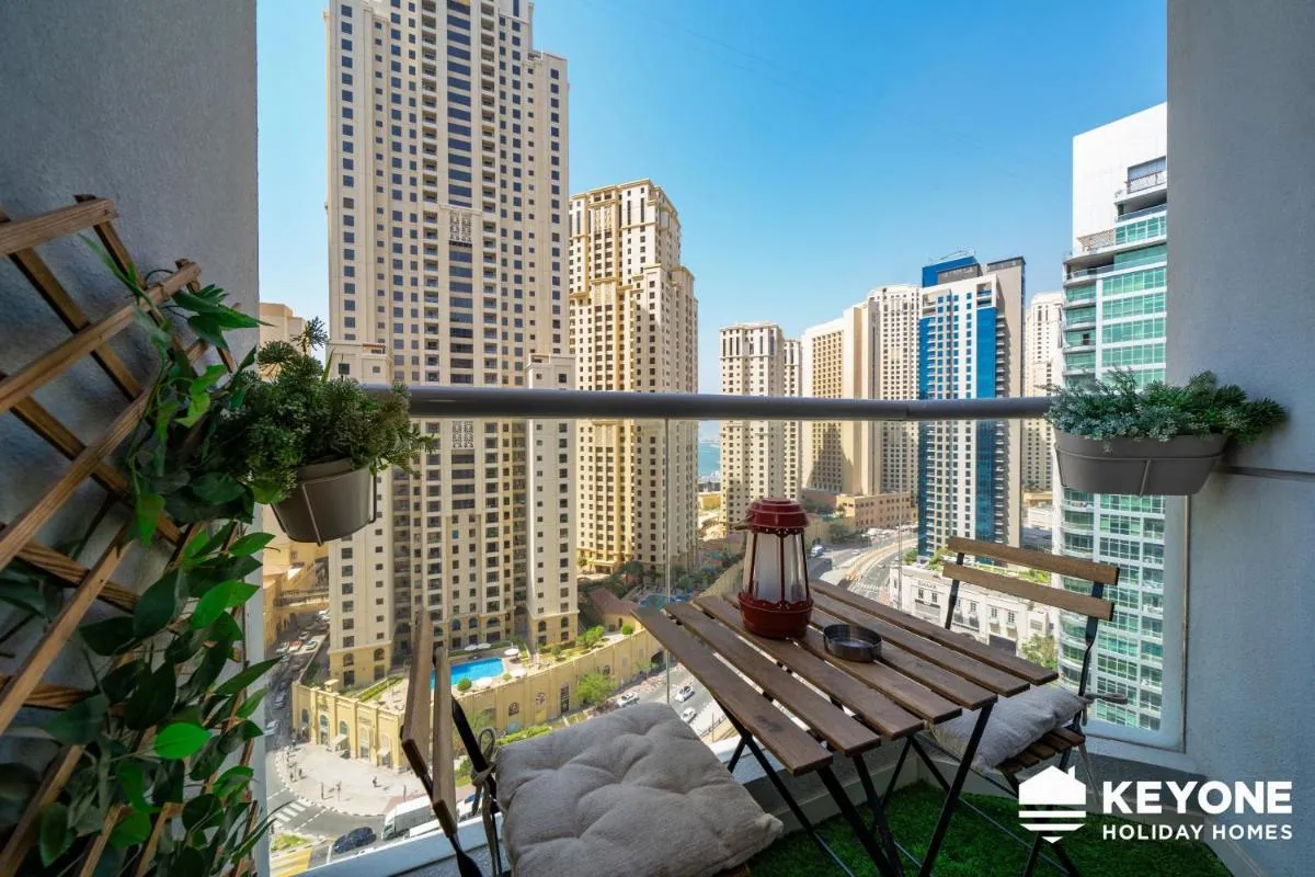 Image 5 of Magnificent Two Bedroom Beachfront 2