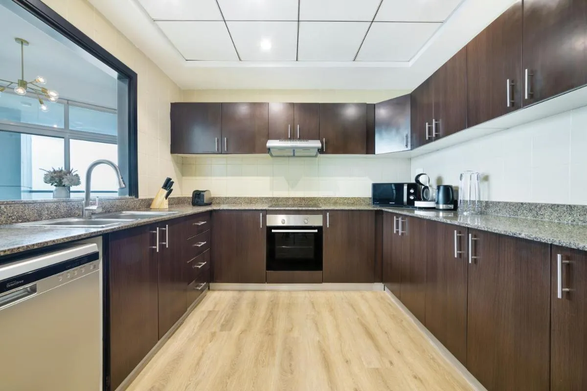Image 4 of Maison Privee – High-Floor Trendy Apt with Marina, Palm & Ocean Vws