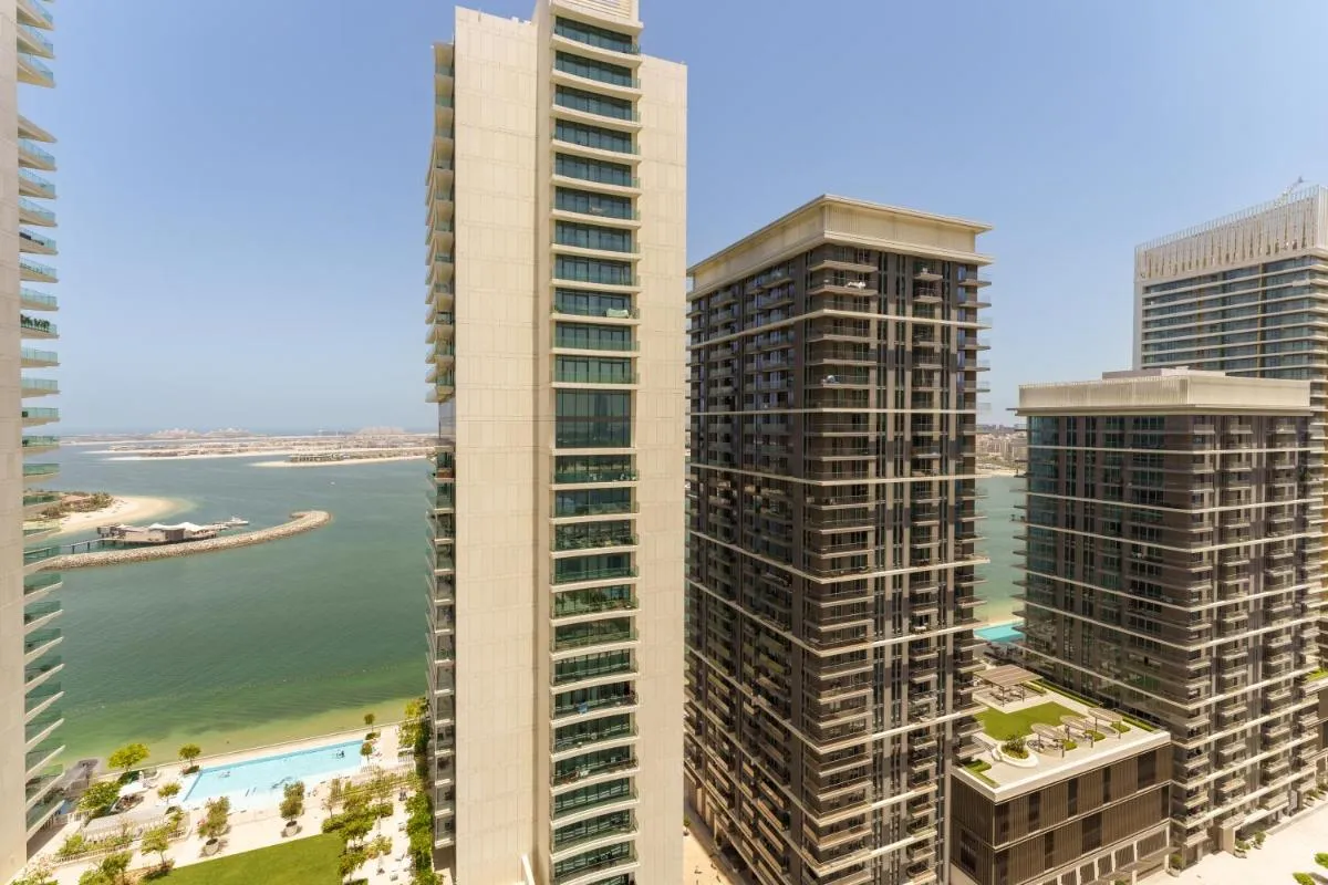 Image 1 of Maison Privee – Upscale Apt with Partial Dubai Marina & Palm Views