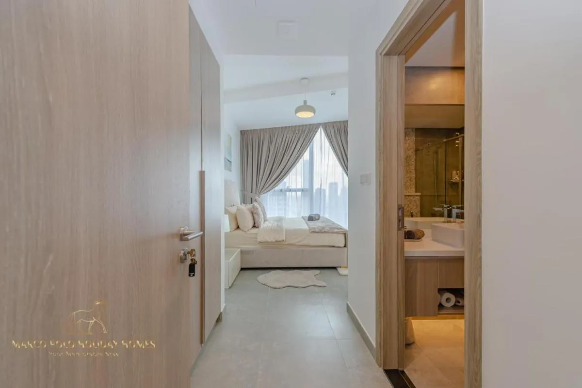 Image 1 of Marco Polo – Stunning 2 BR With Marina Views, Huge Pool & Gym