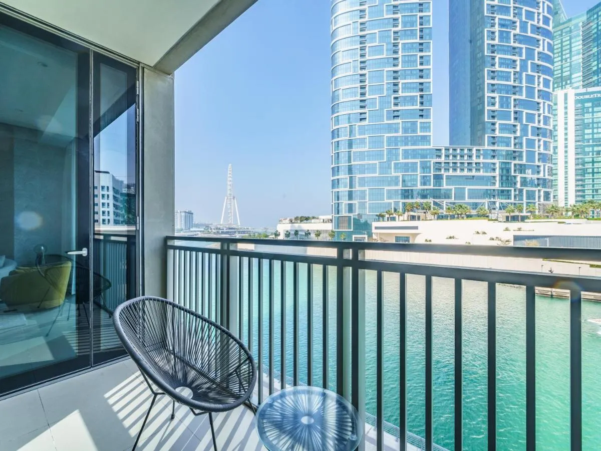 Image 6 of Marvelous 1BR with Beautiful Marina View