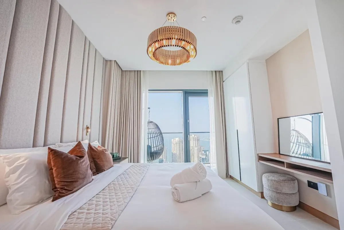 Image 1 of Modern 2BR High Floor Haven in Vida Dubai Marina
