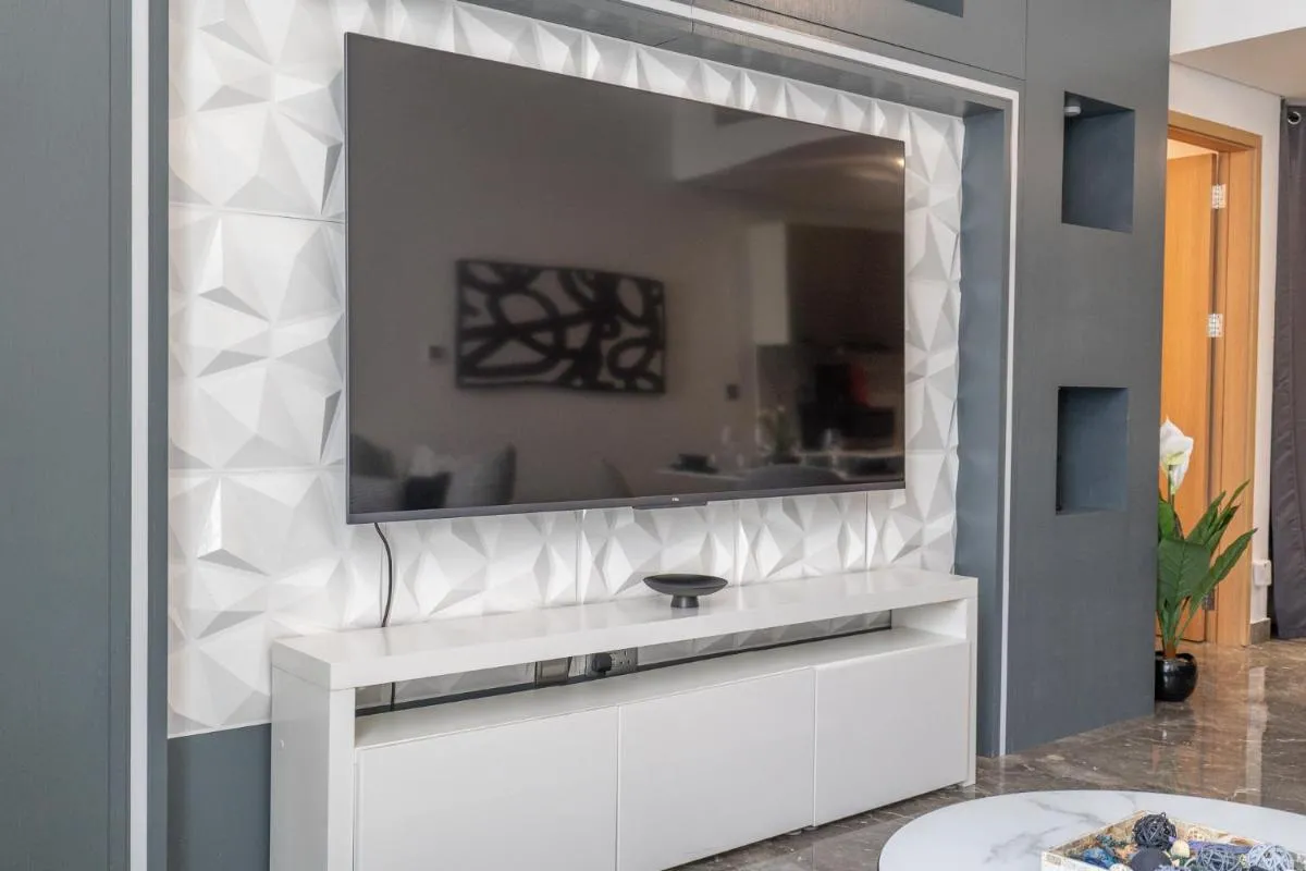 Image 2 of Modern Comfort in a Spacious Apartment – Suiteable