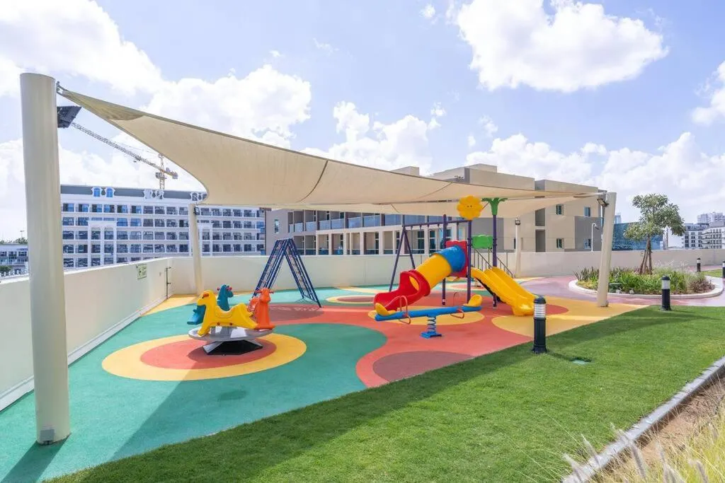 Image 5 of NEW Lisiting & Miracle Garden & Great Location