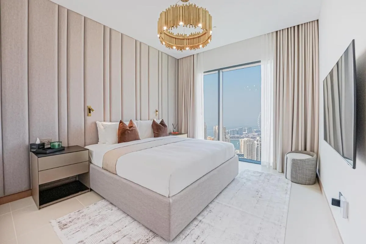 Image 1 of NEW Luxe 3BR in Vida Marina w/ Breathtaking Views