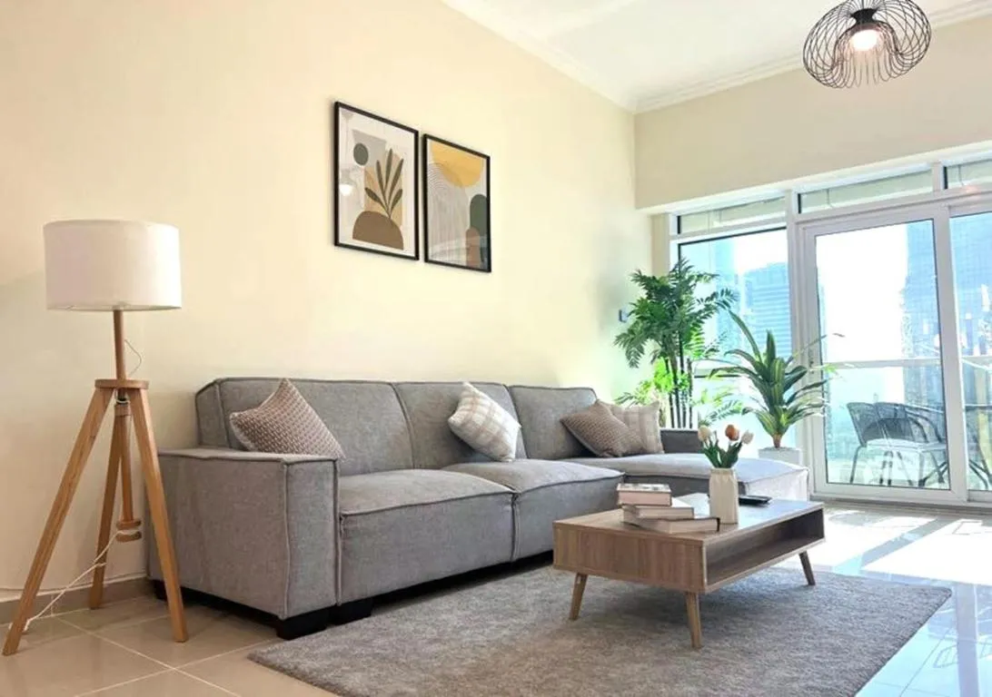 Image of NEW Minimal Classic 1-Bed DMCC metro