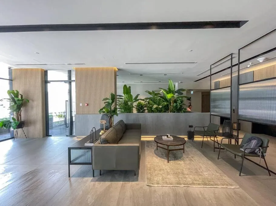 Image 6 of Onyx Studio with Fantastic Pool View in JVC