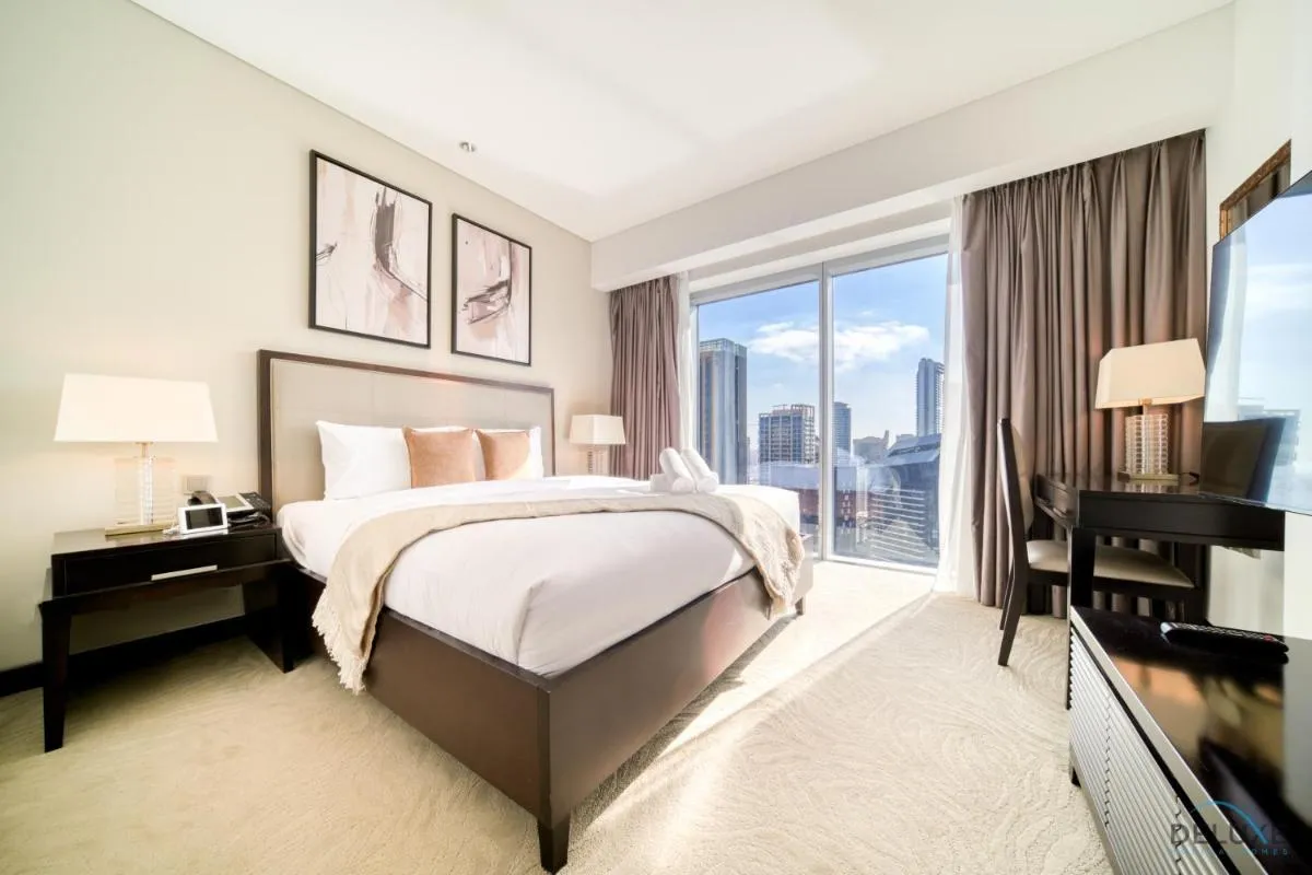 Image 6 of Opulent 1BR in the Address Residences Dubai Marina by Deluxe Holiday Homes