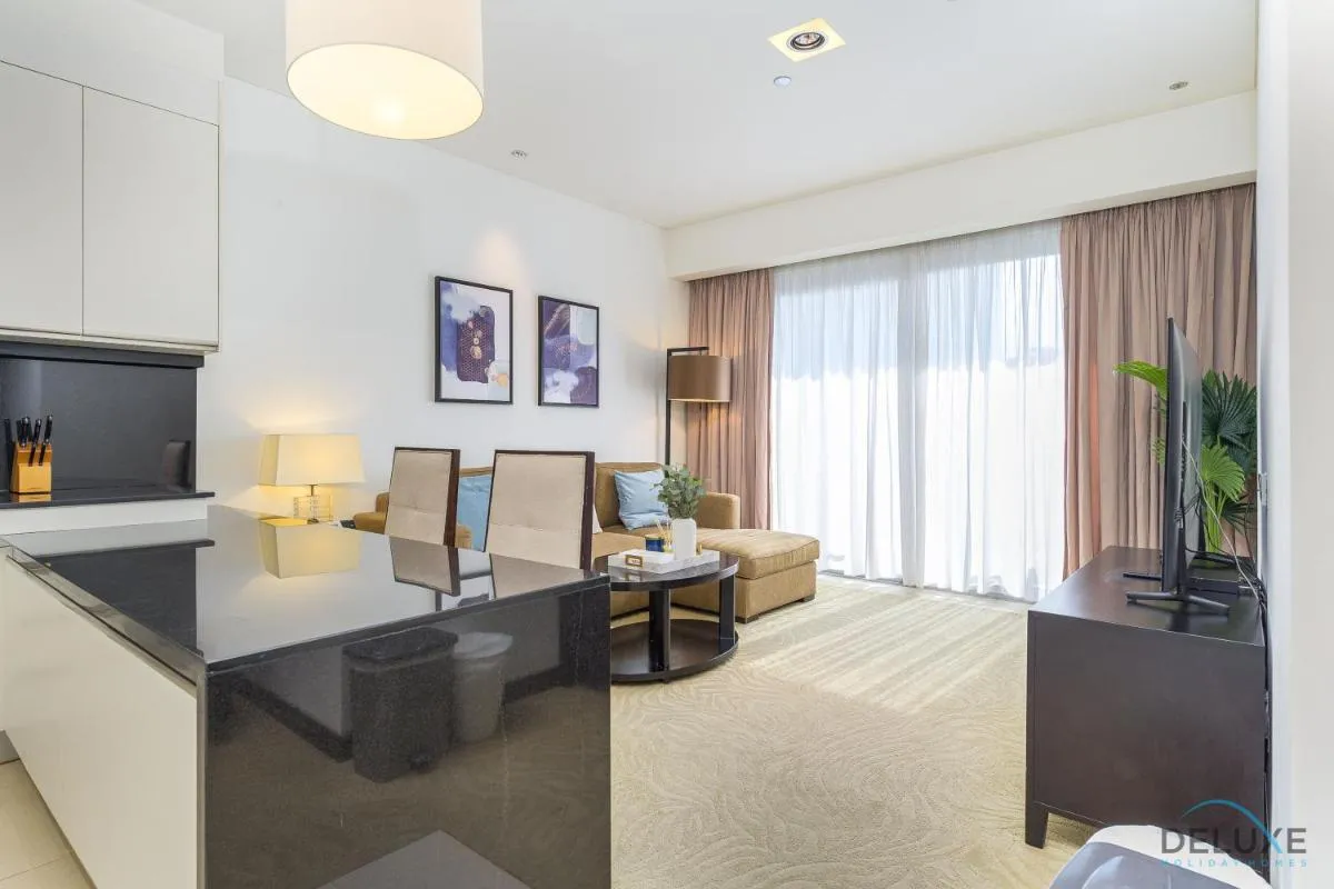 Image 4 of Ornate 1BR in The Address Residences Dubai Marina by Deluxe Holiday Homes