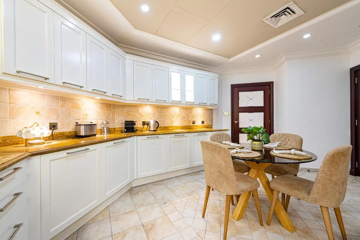 Image 6 of Palm Jumeirah Beachfront private pool villa 5 BR & 1 maids room with access to beach by Oceanview Holiday Homes