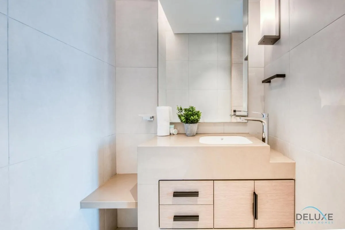 Image 2 of Posh 1BR at The Address Residences in JBR by Deluxe Holiday Homes