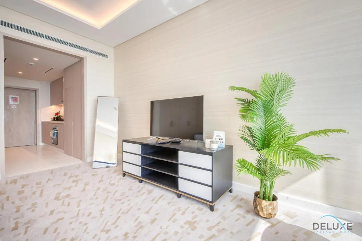 Image 3 of Posh Studio at The Palm Tower Palm Jumeirah by Deluxe Holiday Homes