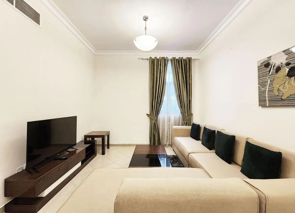 Image 2 of RH – Spacious & bright 01BR, Near mall of Emirates