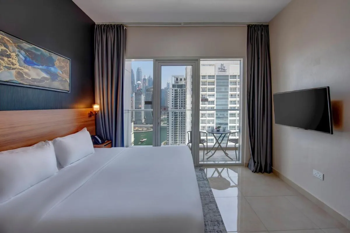 Image 2 of Royal Regency Suites Marina