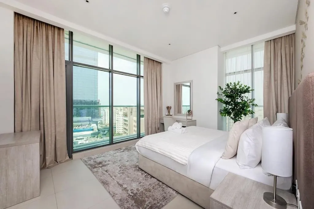 Image 1 of Seven Palm Hotel