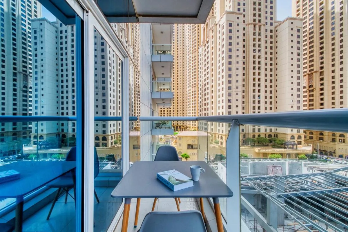 Image 6 of ShoresInn – Chic Waterfront Living in Dubai Marina