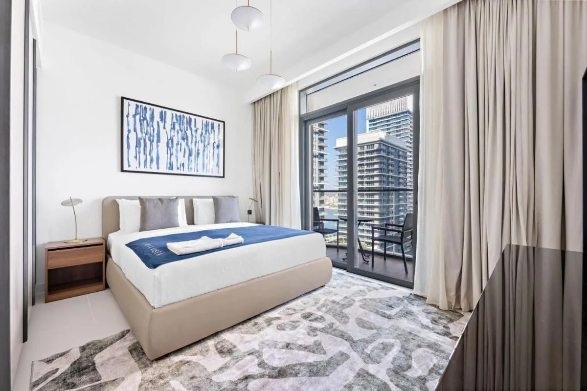 Image 1 of Silkhaus Beach Vibes, Luxurious Marina Vista 1BDR