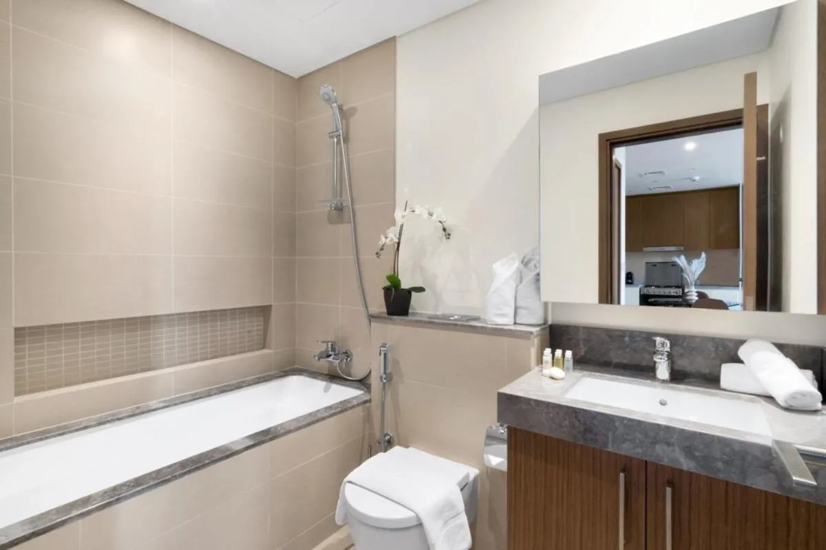 Image 2 of Silkhaus elegant 1BDR pad with Marina and Beach views new building