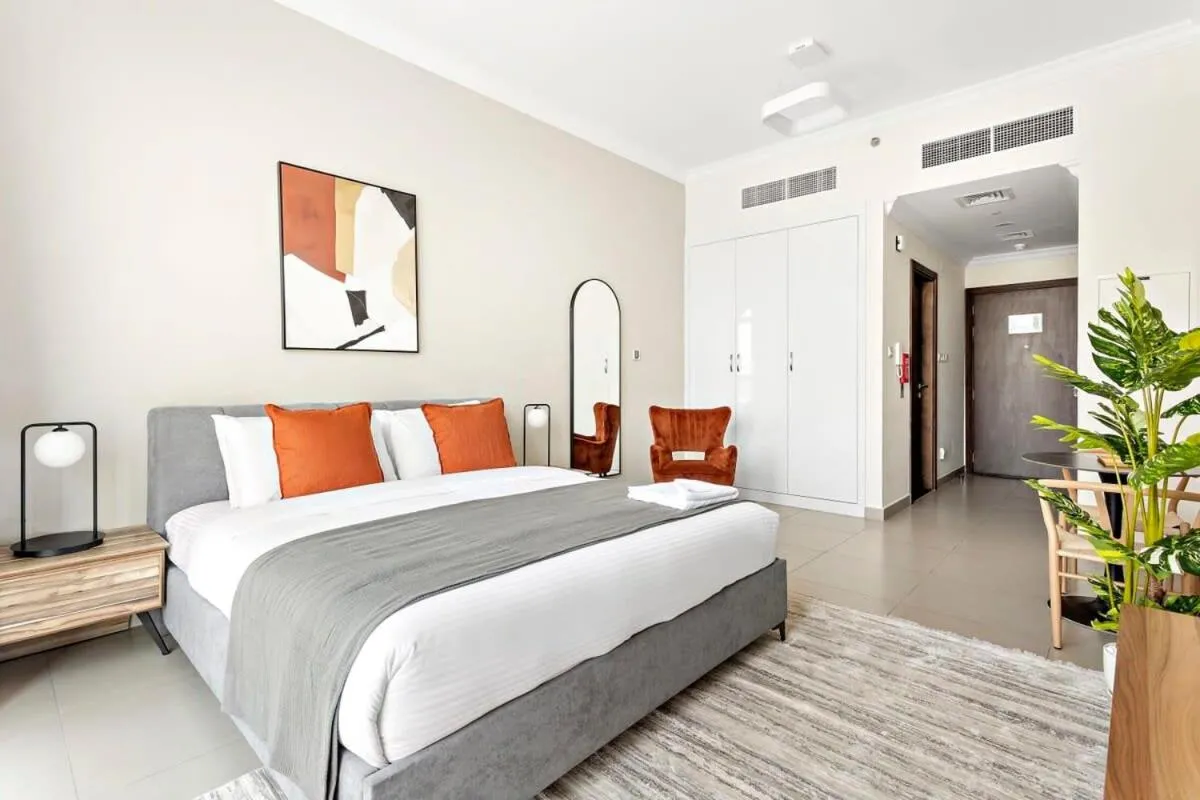 Image 1 of Silkhaus furnished studio in Art Gardens with pool access