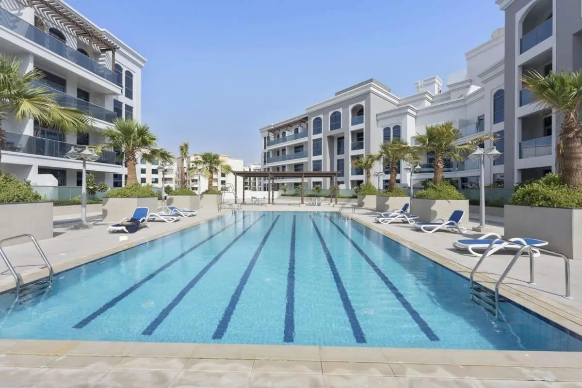 Image 3 of Silkhaus furnished studio in Art Gardens with pool access