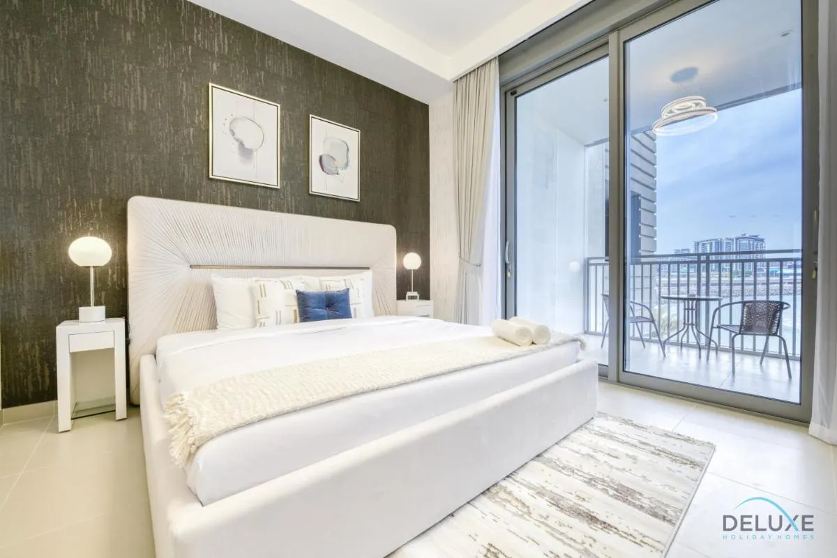 Image 1 of Sleek 1BR at 5242 Tower 1 Dubai Marina by Deluxe Holiday Homes