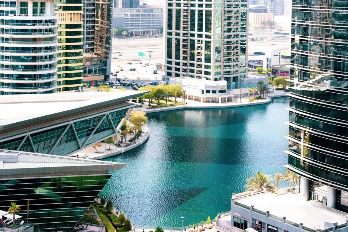 Image of Songs of the Lake by Lagom – Bonnington Apartment Jumeirah Lake Towers,