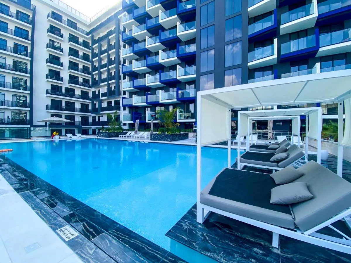 Image 3 of Spacious Balcony, 1BR, Pool, Full Kitchen at JVC