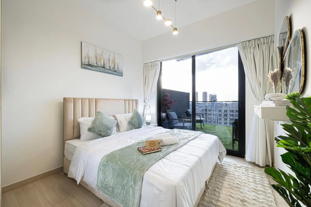 Image 1 of Spacious Balcony, 1BR, Pool, Full Kitchen at JVC