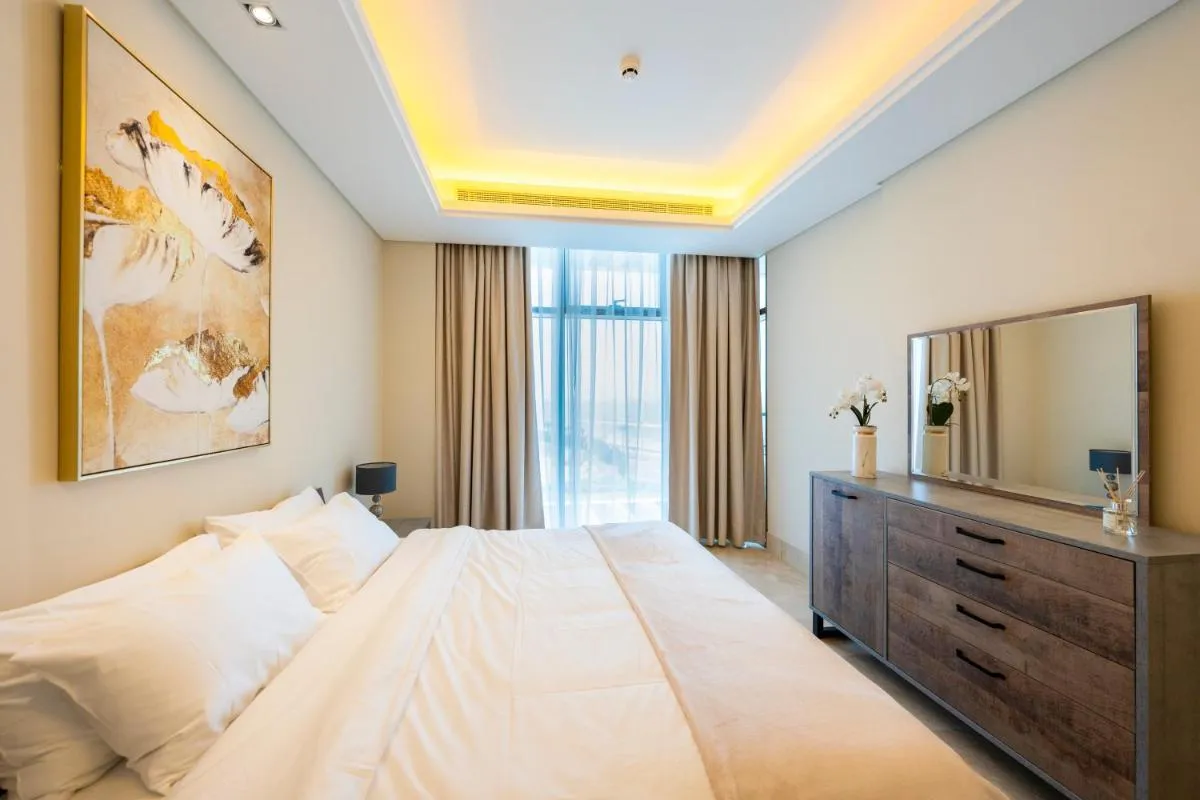 Image 6 of Spacious beachfront 2 bedroom apartment – The 8