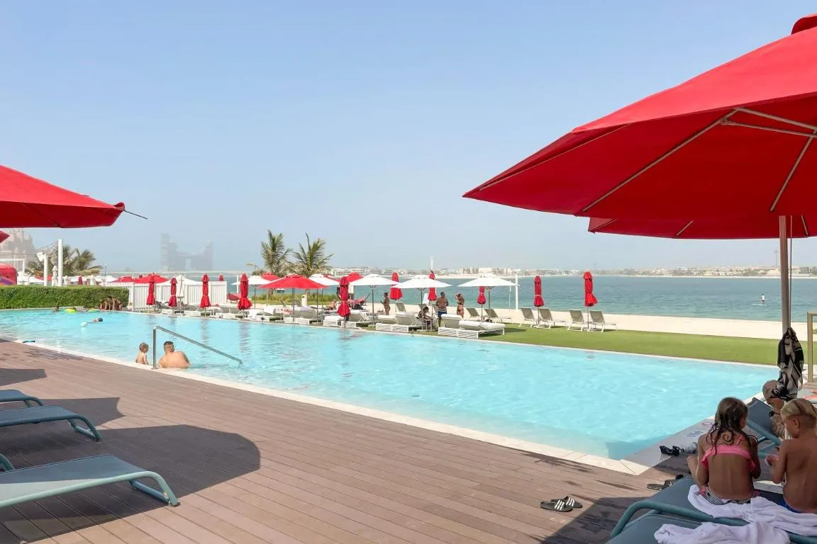 Image of Spacious beachfront 2 bedroom apartment – The 8