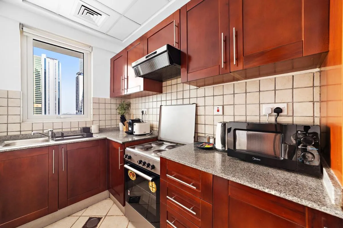 Image 1 of Splendid 1BR APT in Dubai Marina